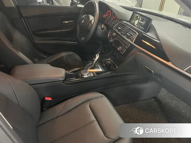 BMW 3 Series (F30) id 3319823 из Кореи 9