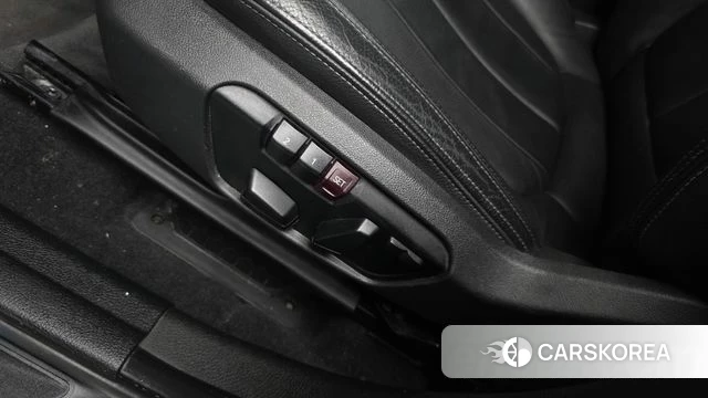 BMW 2 Series Active Tourer (F45) id 3905904 из Кореи 9