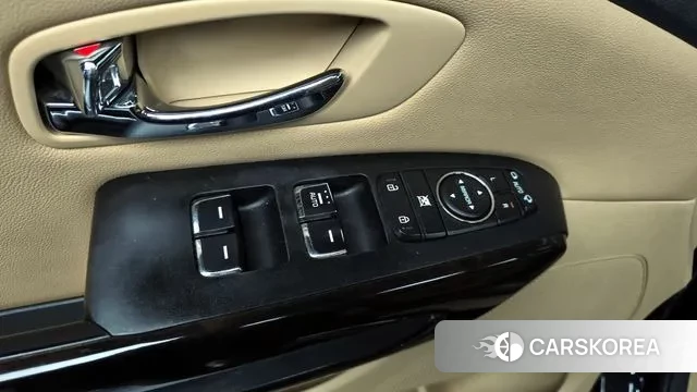 Kia The New Carnival id 3004809 из Кореи 9