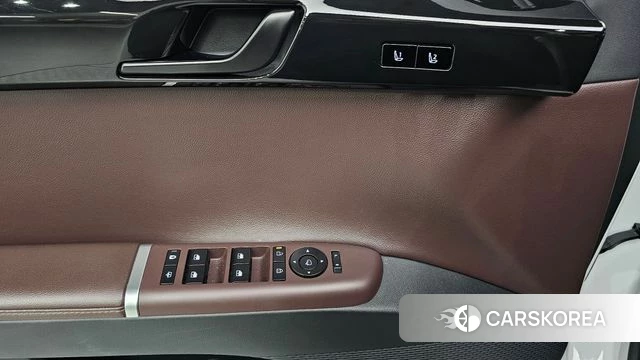 Hyundai Grandeur (GN7) id 4893658 из Кореи 9