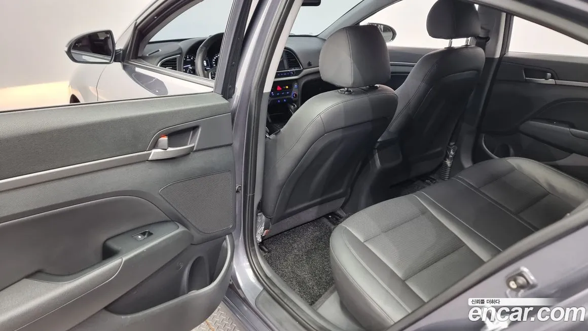 Hyundai Avante AD id 2028615 из Кореи 9