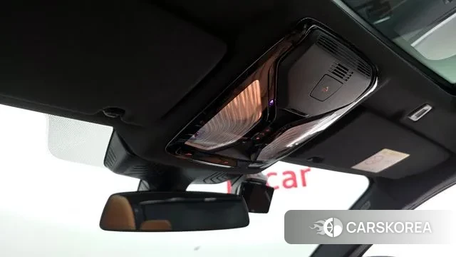 BMW 5 Series (G30) id 3043148 из Кореи 9