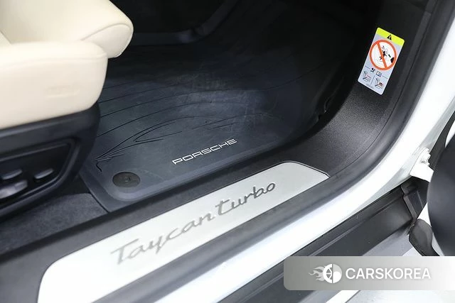 Porsche Taycan id 4507252 из Кореи 9