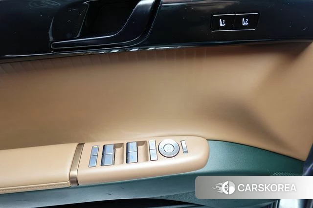 Hyundai Grandeur (GN7) id 3964295 из Кореи 9