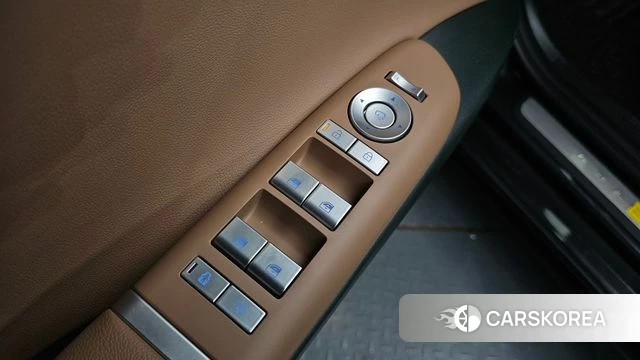 Hyundai Grandeur (GN7) id 4468282 из Кореи 9
