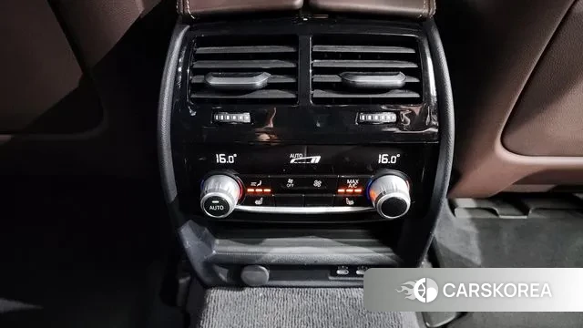 BMW 5 Series (G30) id 3060387 из Кореи 9