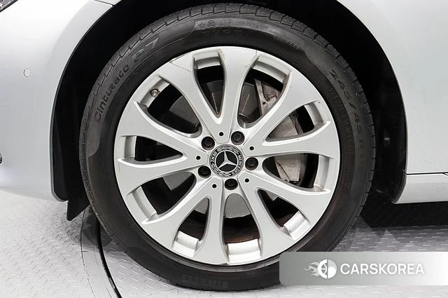 Mercedes-Benz E-Class W213 id 4595487 из Кореи 9