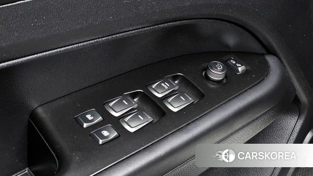 Ssangyong Rexton Sports id 4356137 из Кореи 9