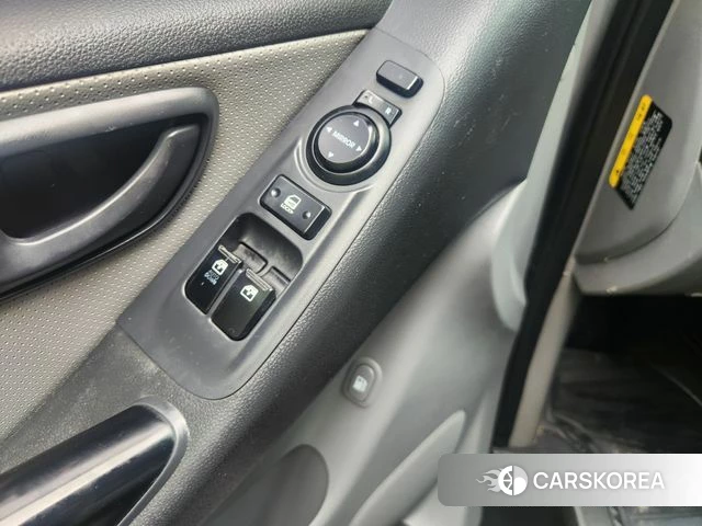 Hyundai Grand Starex id 4911002 из Кореи 9