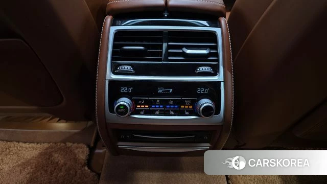 BMW 7 Series (G11) id 4304454 из Кореи 9