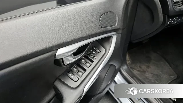 Volvo V40 id 3761347 из Кореи 9