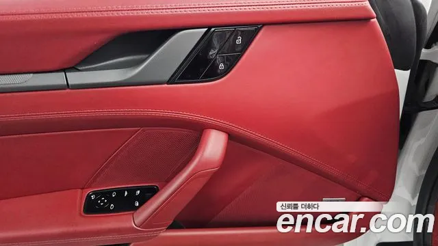 Porsche 911(992) id 2824673 из Кореи 9