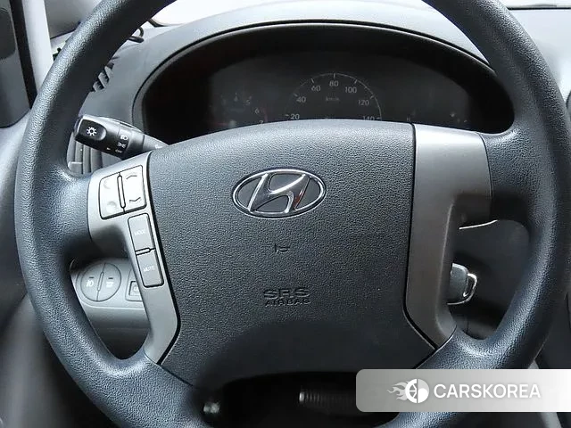 Hyundai The New Grand Starex id 3601977 из Кореи 9