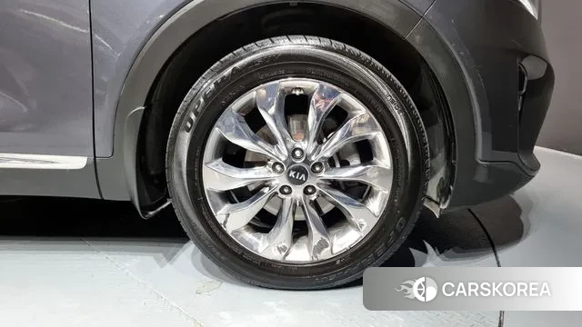 Kia The New Sorento id 3034339 из Кореи 9