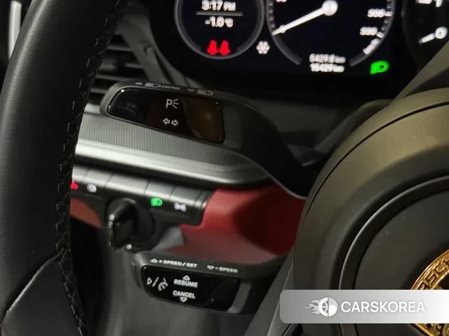 Porsche 911(992) id 3674865 из Кореи 9