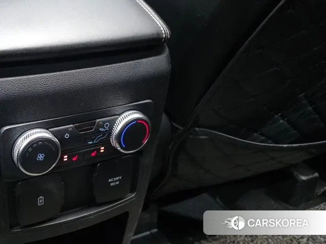 Ford Explorer 6th Generation id 3636224 из Кореи 9