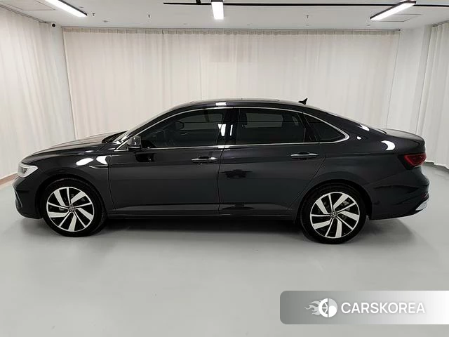 Volkswagen Sagitar id 4211501 из Китая 9