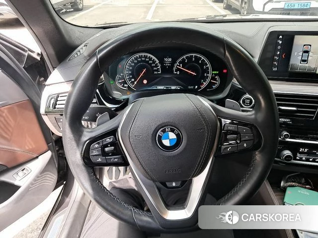 BMW 5 Series (G30) id 4658488 из Кореи 9