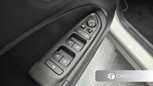 Hyundai Venue id 3896983 из Кореи 9