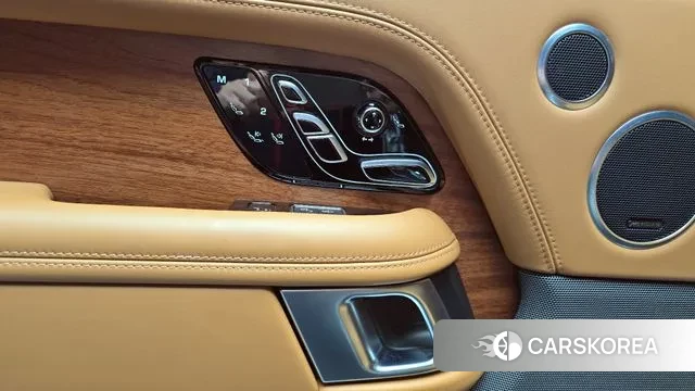 Land Rover Range Rover 4th Generation id 3598976 из Кореи 9