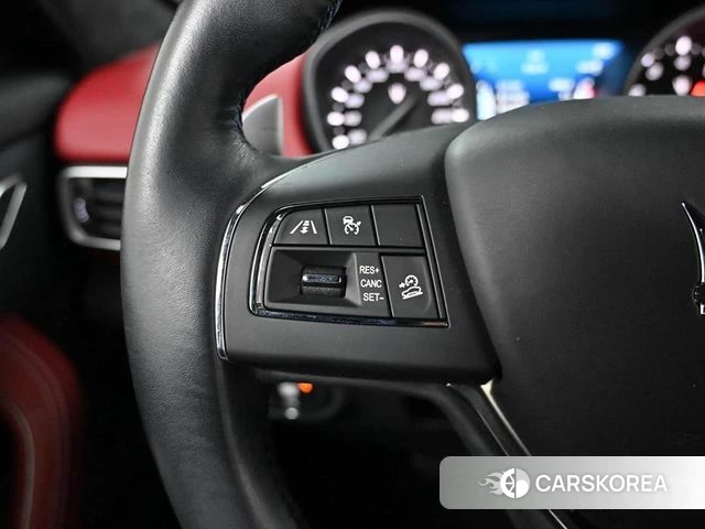 Maserati Levante id 4284104 из Кореи 9