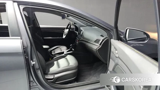 Hyundai Avante AD id 3599132 из Кореи 9