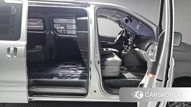 Hyundai The New Grand Starex id 3182742 из Кореи 9