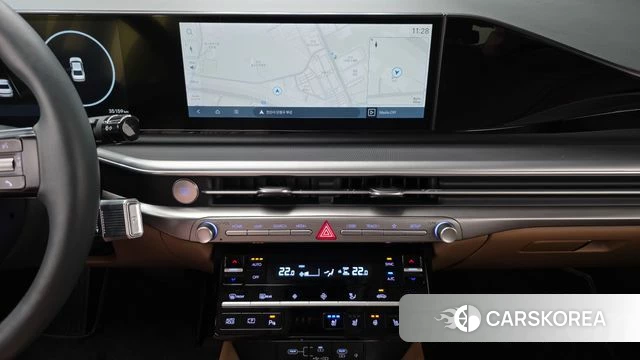 Hyundai Grandeur (GN7) id 4428203 из Кореи 9