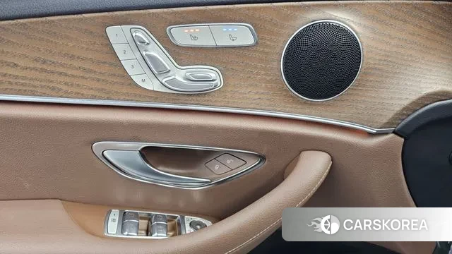 Mercedes-Benz E-Class W213 id 3335323 из Кореи 9
