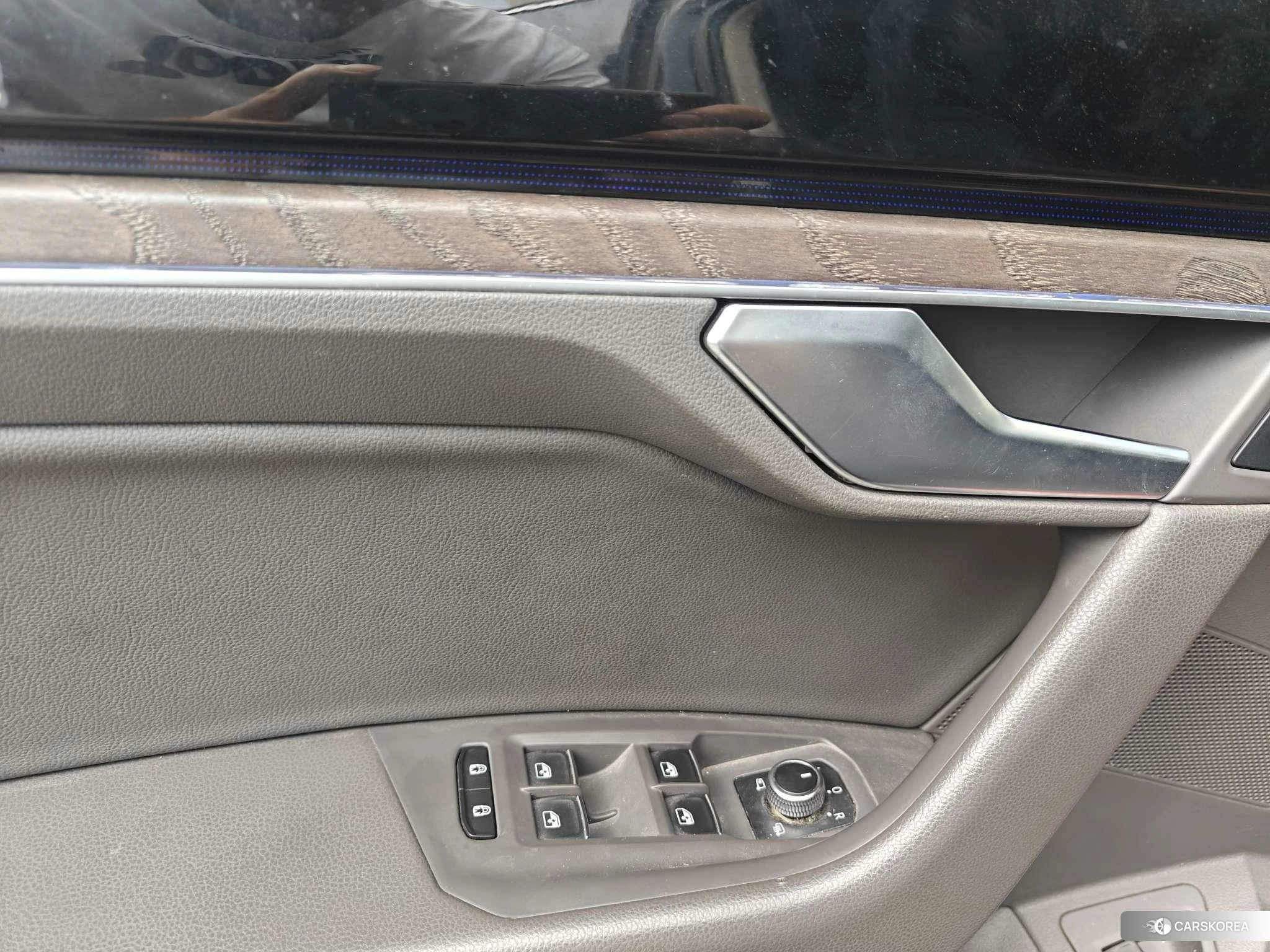 Volkswagen Touareg id 4421086 из Китая 9
