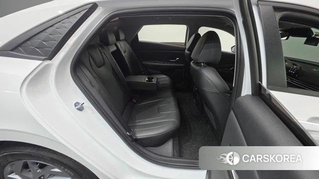 Hyundai The New Avante (CN7) id 4307875 из Кореи 9