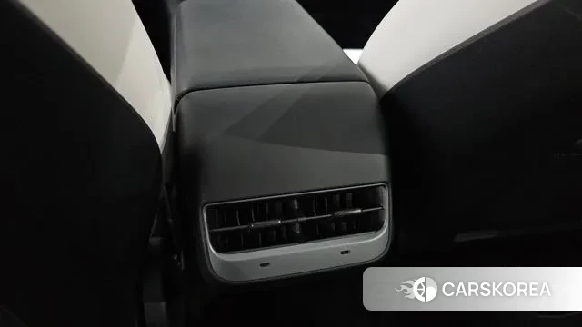 Tesla Model Y id 3442899 из Кореи 9