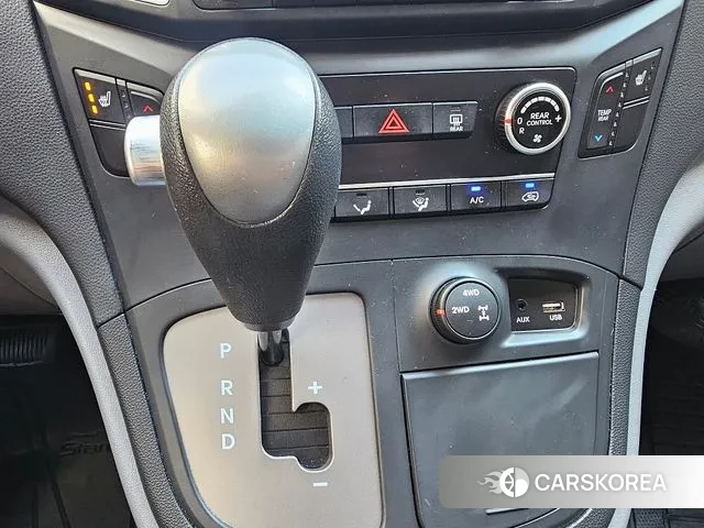 Hyundai The New Grand Starex id 3238596 из Кореи 9