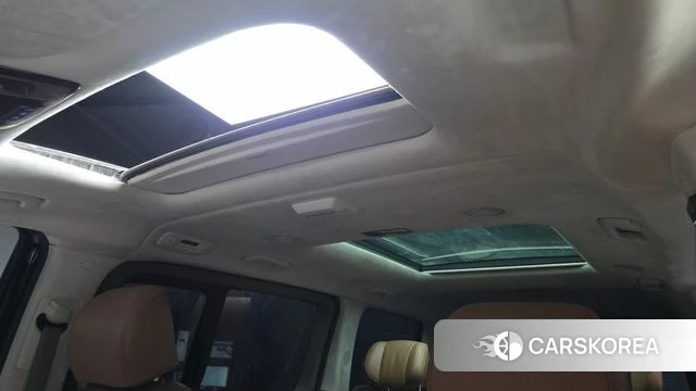 Hyundai Staria id 4018001 из Кореи 9