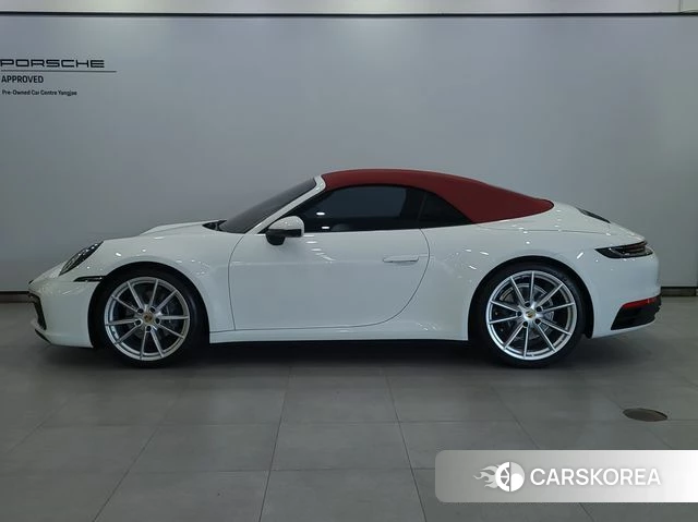 Porsche 911(992) id 4360065 из Кореи 9