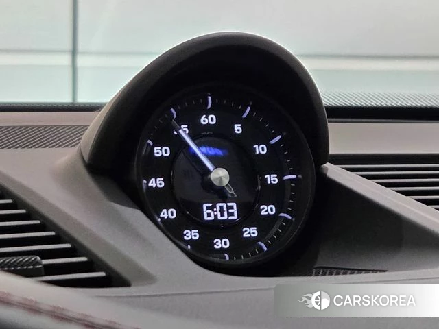 Porsche 911(992) id 4719581 из Кореи 9