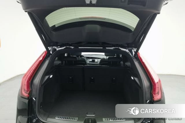 Cadillac XT4 id 4211479 из Китая 9