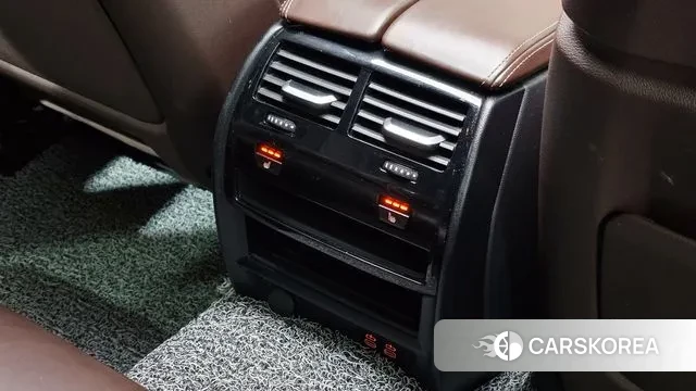 BMW 5 Series (G30) id 3571839 из Кореи 9