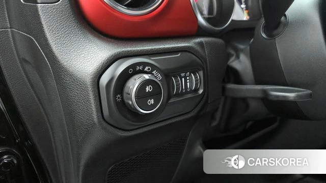 Jeep Wrangler (JL) id 3940769 из Кореи 9