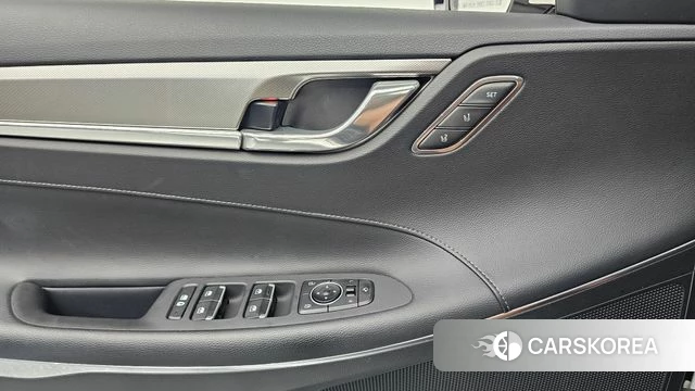 Hyundai The New Grandeur IG Hybrid id 4651587 из Кореи 9
