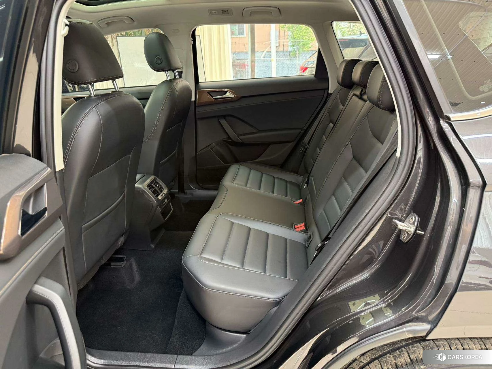Volkswagen Tharu id 4510380 из Китая 9