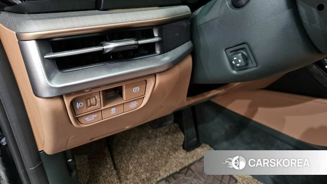 Hyundai Grandeur Hybrid (GN7) id 4177949 из Кореи 9