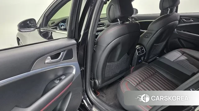 Genesis The New G70 id 3763582 из Кореи 9