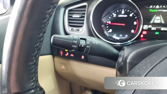 Kia All New Carnival id 3886524 из Кореи 9