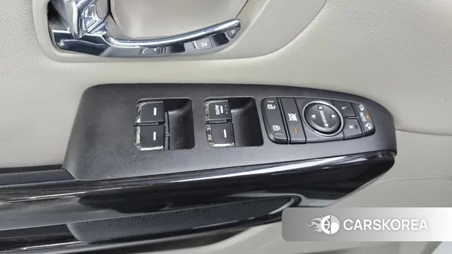 Kia The New Carnival id 2961447 из Кореи 9