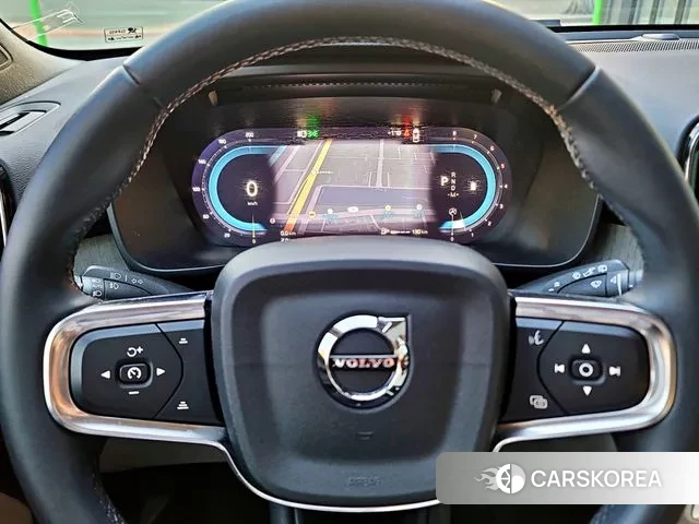 Volvo XC40 id 3610578 из Кореи 9