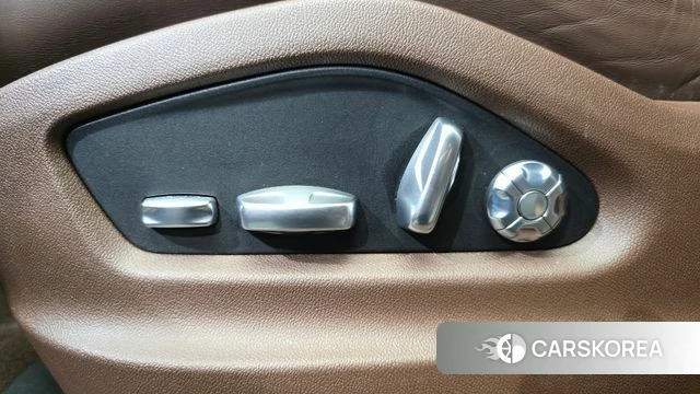 Porsche Cayenne (PO536) id 4501668 из Кореи 9