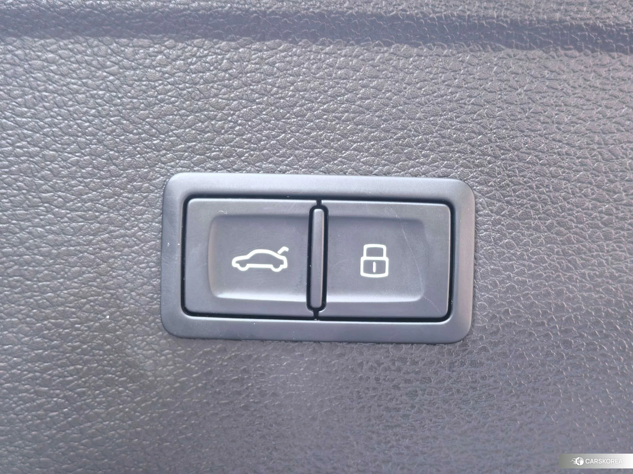 Audi Q5L id 4407248 из Китая 9