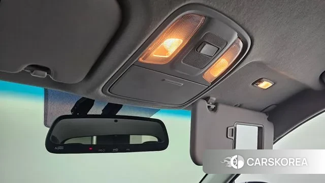 Kia Niro id 3505396 из Кореи 9