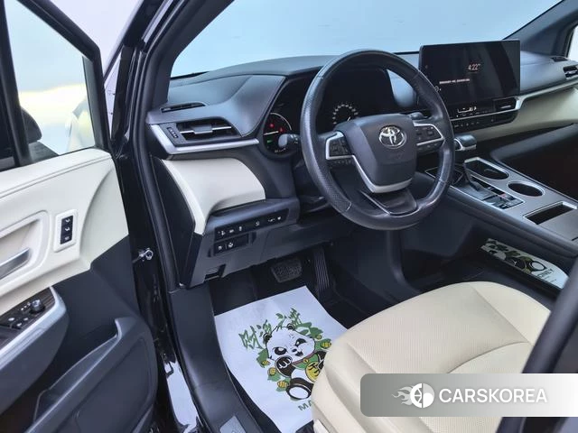 Toyota Grevia id 3857825 из Китая 9